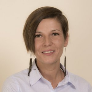 Csom Erzsébet